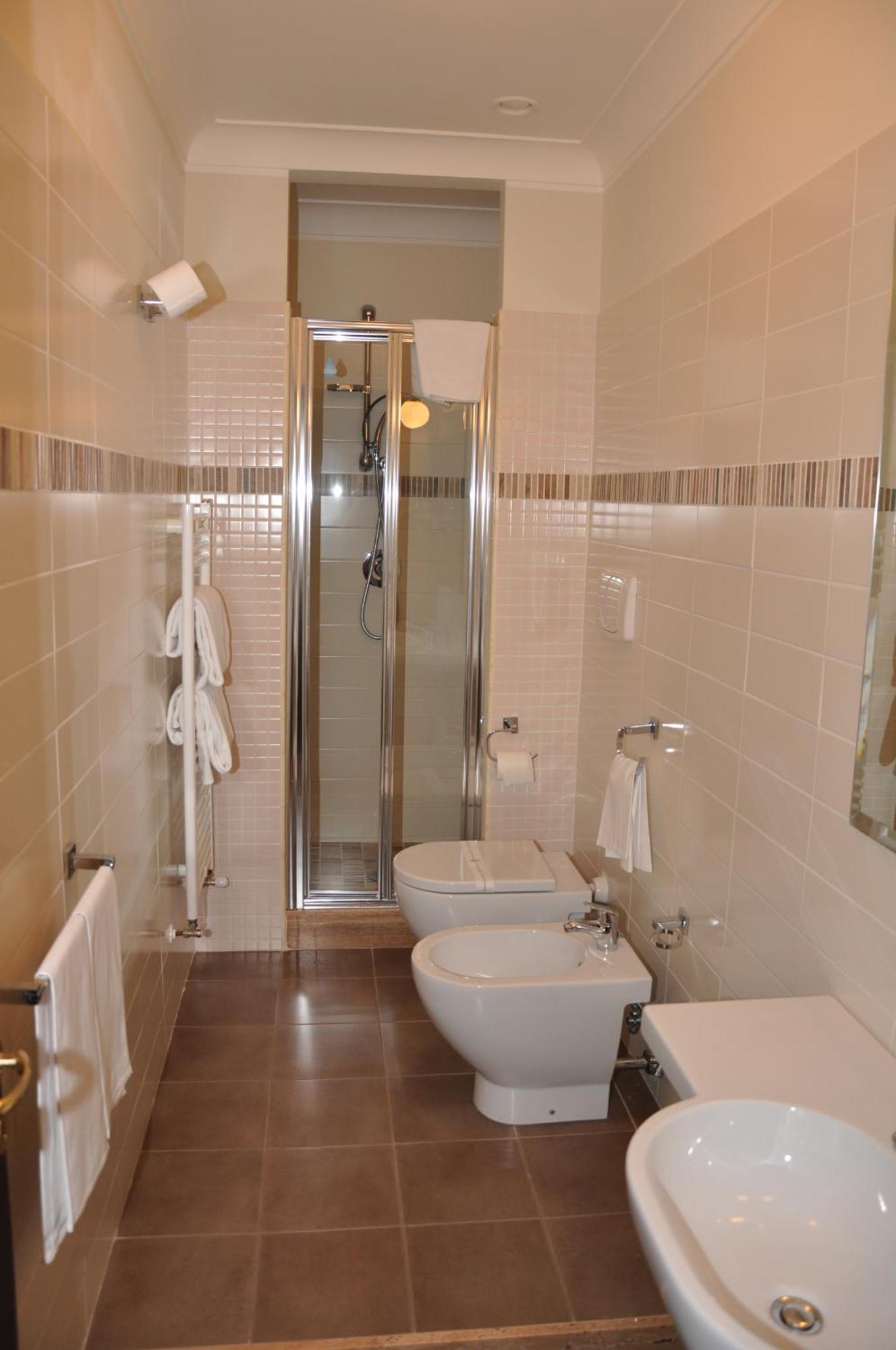 אריאנו אירפינו Hotel Fontana Del Re מראה חיצוני תמונה