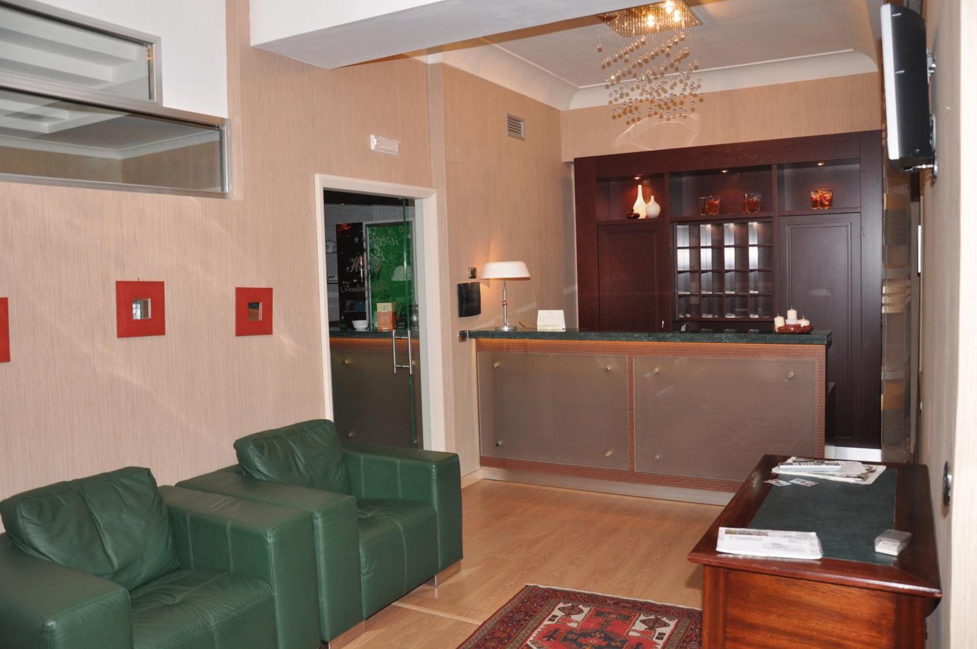 אריאנו אירפינו Hotel Fontana Del Re מראה חיצוני תמונה