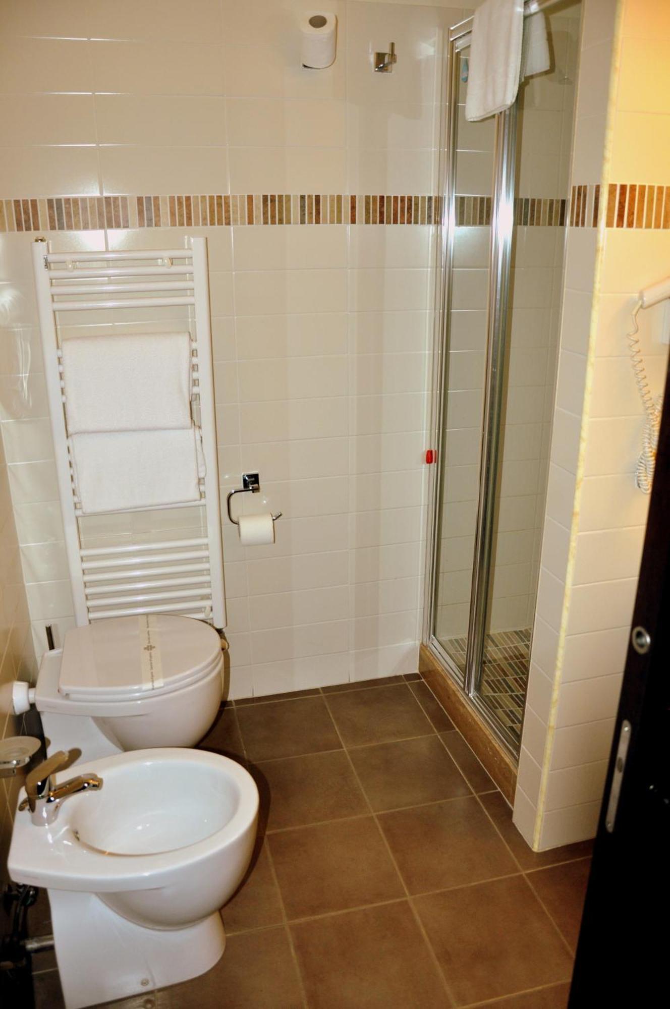 אריאנו אירפינו Hotel Fontana Del Re חדר תמונה