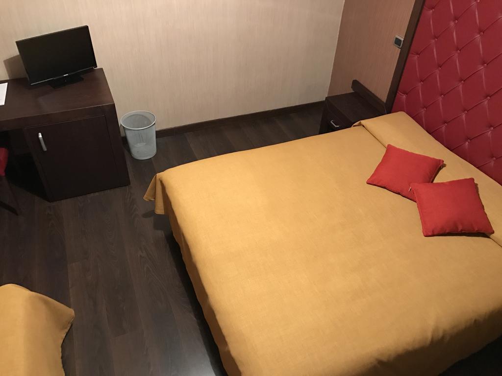 אריאנו אירפינו Hotel Fontana Del Re מראה חיצוני תמונה